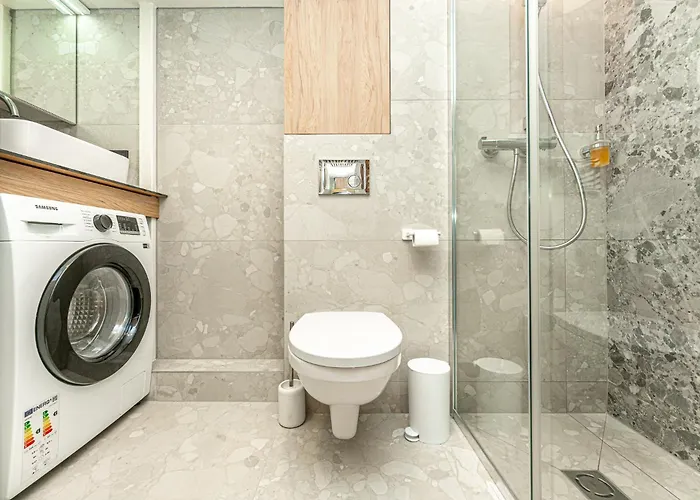 Cozy Loft In Center *